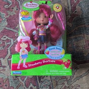 Strawberry Shortcake Pink Flavor Swirl Kids Doll -